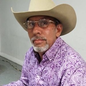 Meet your Posher, Juan